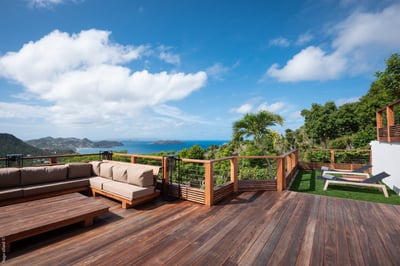 Outdoor Lounge