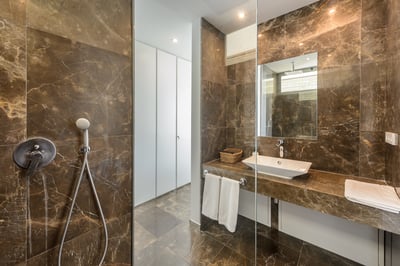 Luxury Villa Photo #27