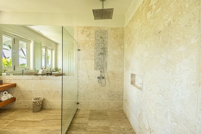 Luxury Villa Photo #43