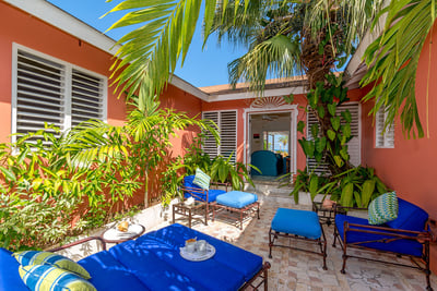 Luxury Villa Photo #13