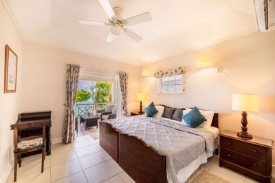 Luxury Villa Photo #19