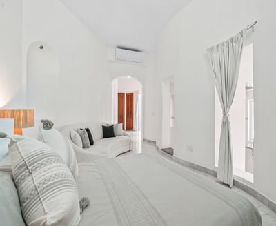 Luxury Villa Photo #56