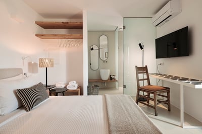 Luxury Villa Photo #40