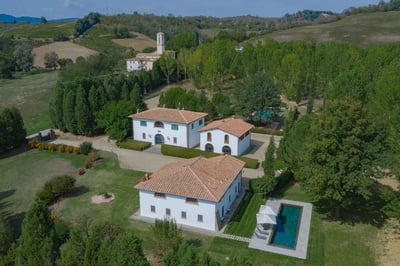 Luxury Villa Photo #2
