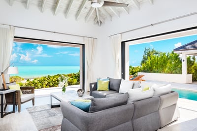 Luxury Villa Photo #28