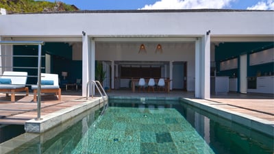 Luxury Villa Photo #5