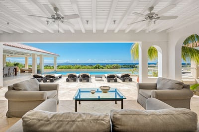 Luxury Villa Photo #11