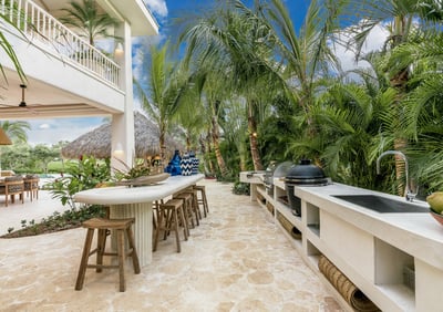 Luxury Villa Photo #15