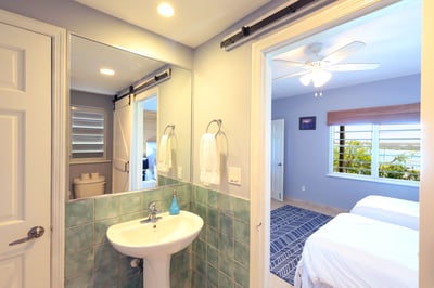 Luxury Villa Photo #33