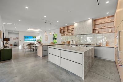 Luxury Villa Photo #26