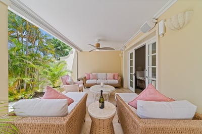 Luxury Villa Photo #12