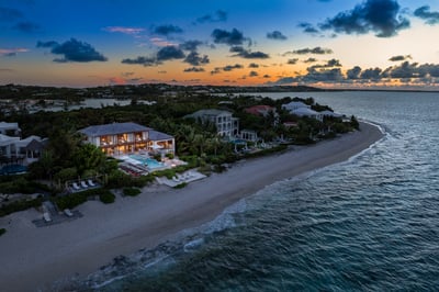 Luxury Villa Photo #54