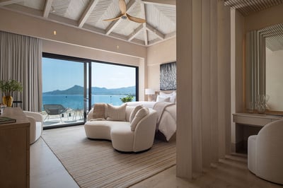 Luxury Villa Photo #43