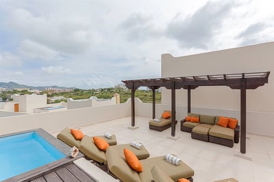 Luxury Villa Photo #23