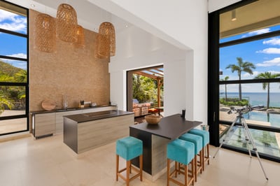 Luxury Villa Photo #10