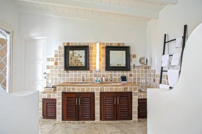 Luxury Villa Photo #21