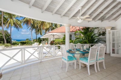 Luxury Villa Photo #11