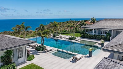 Luxury Villa Photo #2