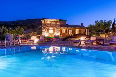 Luxury Villa Photo #2