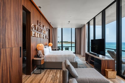 Luxury Villa Photo #31