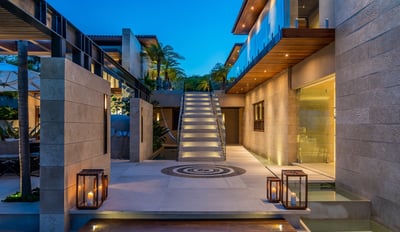 Luxury Villa Photo #12
