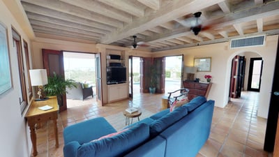 Luxury Villa Photo #11
