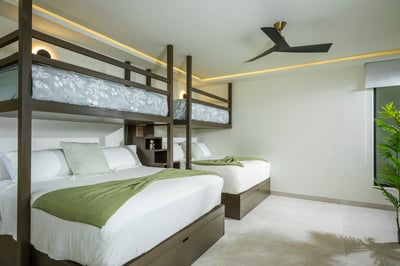 Luxury Villa Photo #39