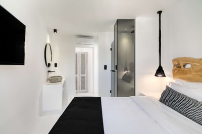 Luxury Villa Photo #30