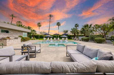 Luxury Villa Photo #12
