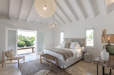 Luxury Villa Photo #37