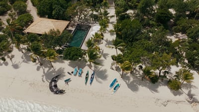 Luxury Villa Photo #3