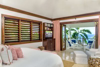 Luxury Villa Photo #21