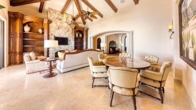 Luxury Villa Photo #22