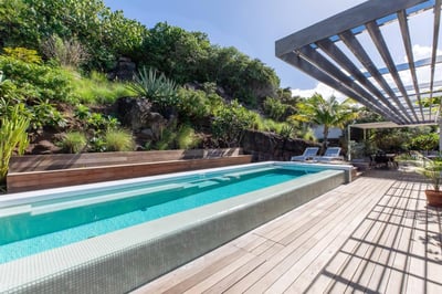 Luxury Villa Photo #2