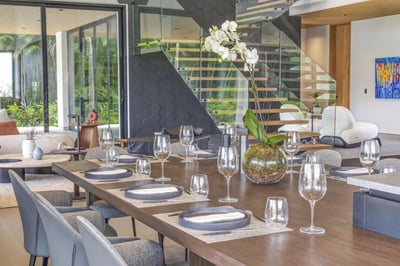Luxury Villa Photo #11