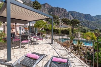 Luxury Villa Photo #7