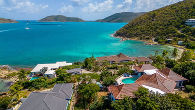 Luxury Villa Photo #2