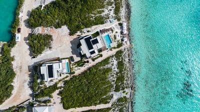 Luxury Villa Photo #5