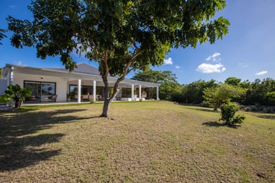 Luxury Villa Photo #54