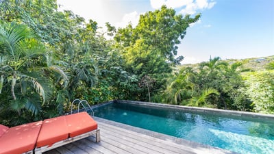 Luxury Villa Photo #2