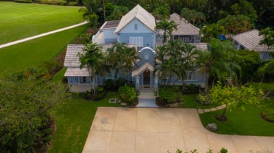 Luxury Villa Photo #35