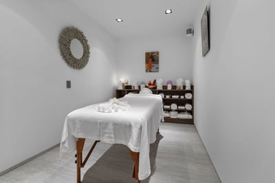 Luxury Villa Photo #35
