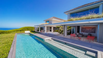 Luxury Villa Photo #3