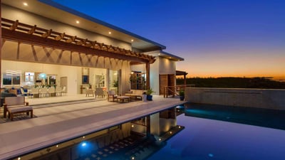 Luxury Villa Photo #6