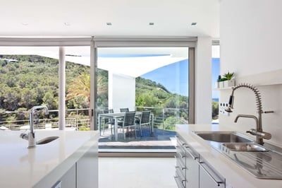 Luxury Villa Photo #15