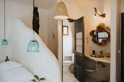 Luxury Villa Photo #11