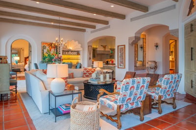 Luxury Villa Photo #23