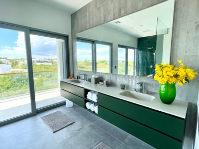 Luxury Villa Photo #44