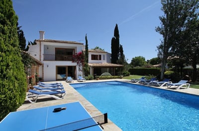 Luxury Villa Photo #3