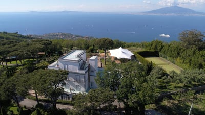 Luxury Villa Photo #2